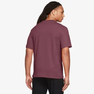 Nike Dri-FIT Primary 