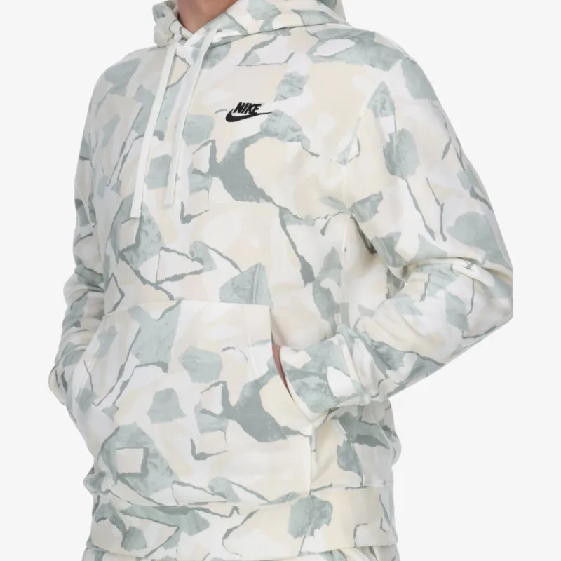 NIKE Club 