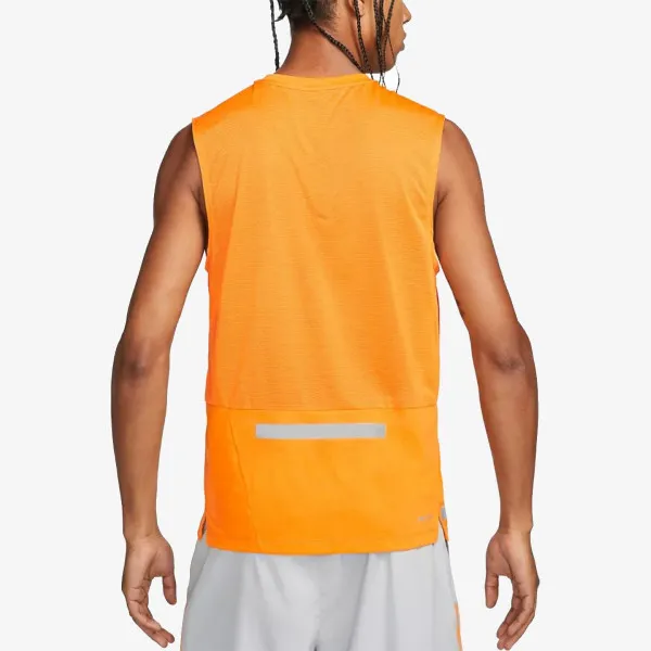 Nike Dri-Fit Run Division Rise 365 