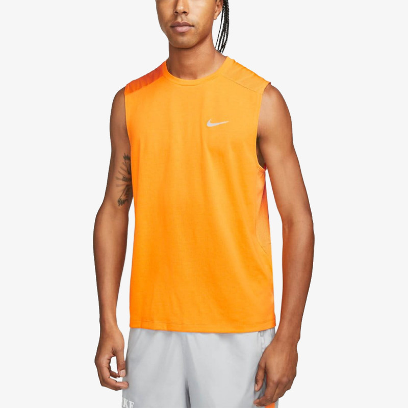 Nike Dri-Fit Run Division Rise 365 