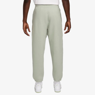 Nike Solo Swoosh 