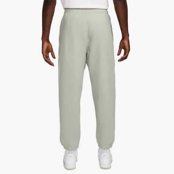 Nike Solo Swoosh 
