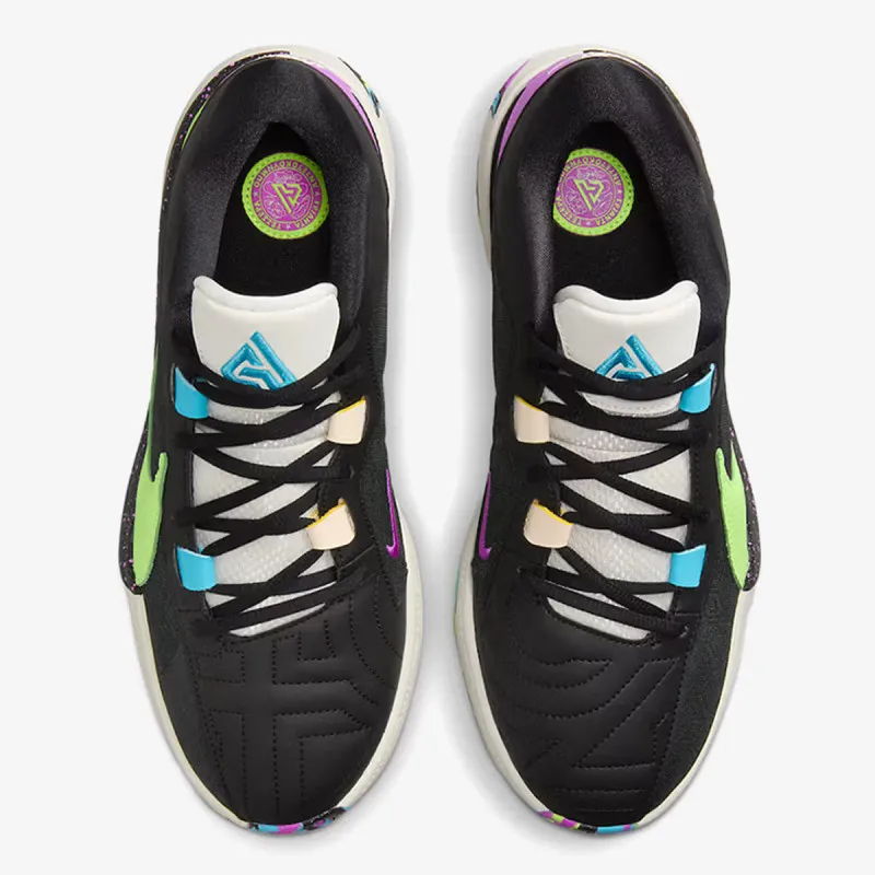 NIKE Zoom Freak 5 