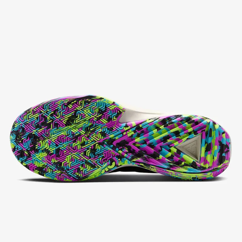 NIKE Zoom Freak 5 