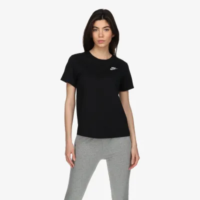 Nike Sportswear Club 