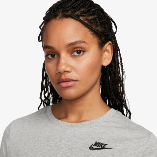 Nike Sportswear Club Essential 