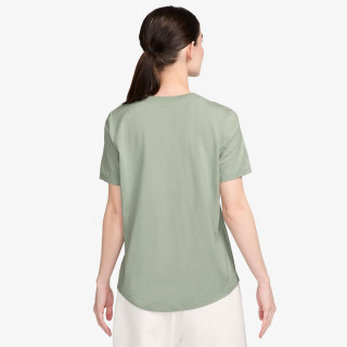 Nike Sportswear Club 