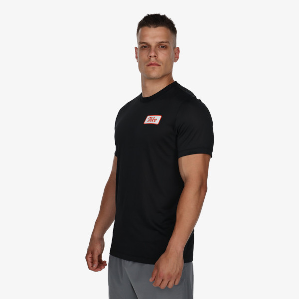 Nike Body Shop 2 