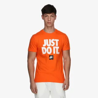 Nike Sportswear 