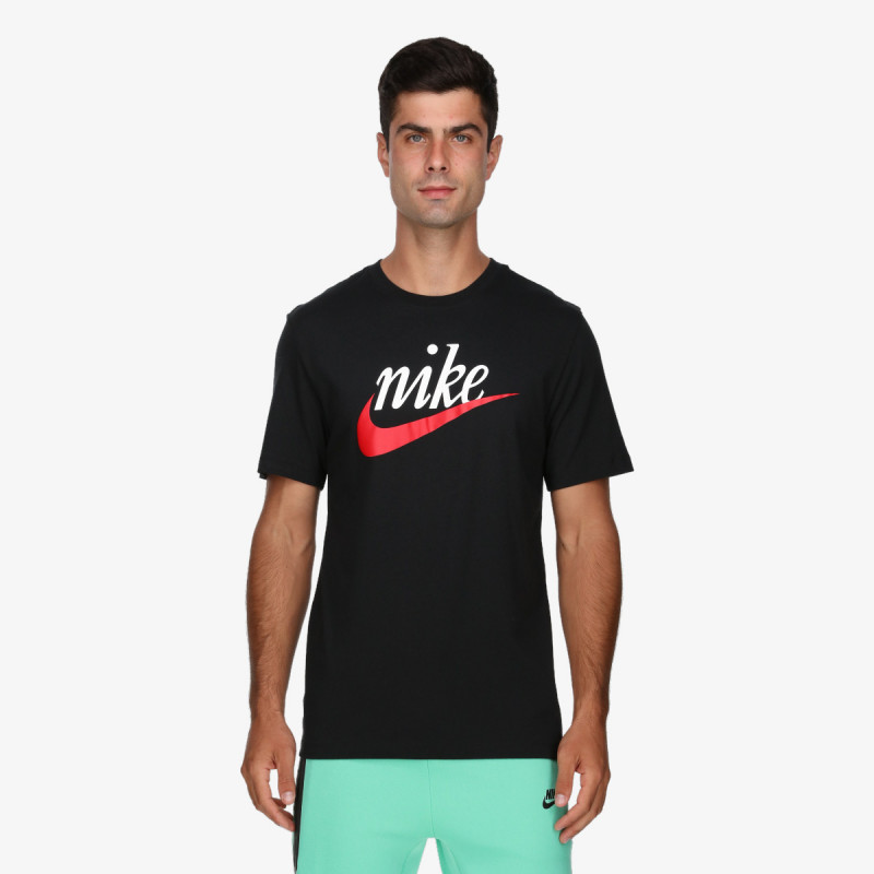 Nike Sportswear 