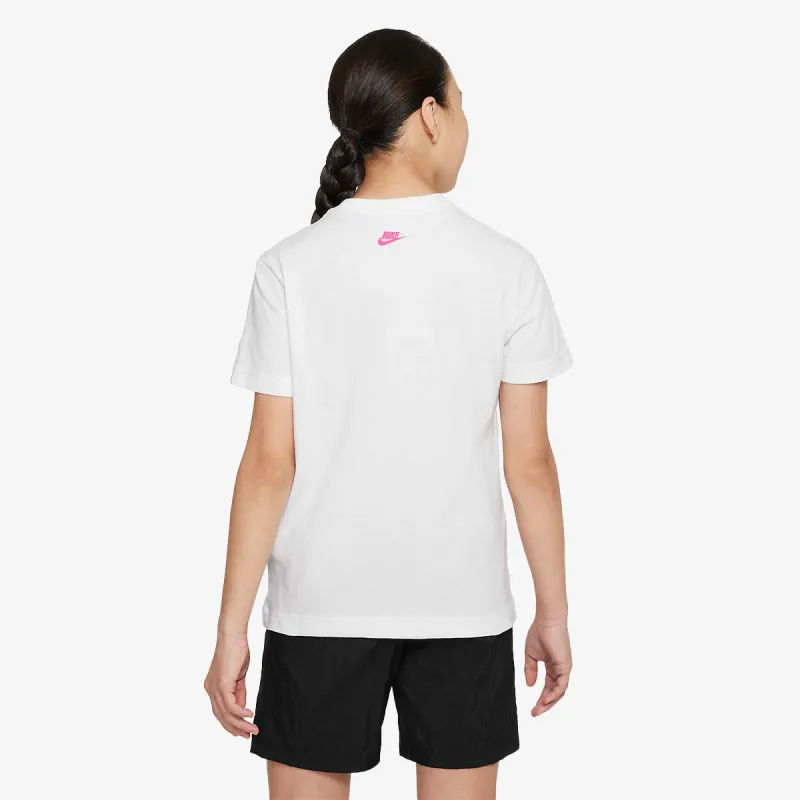 NIKE Sportswear 
