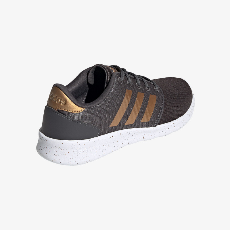 adidas QT RACER 