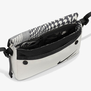 NIKE Futura Plaid 
