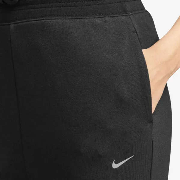 NIKE Dri-FIT One 