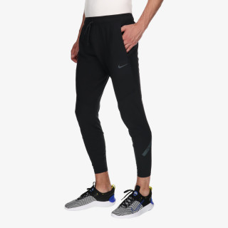 NIKE Dri-FIT Run Division Phenom 
