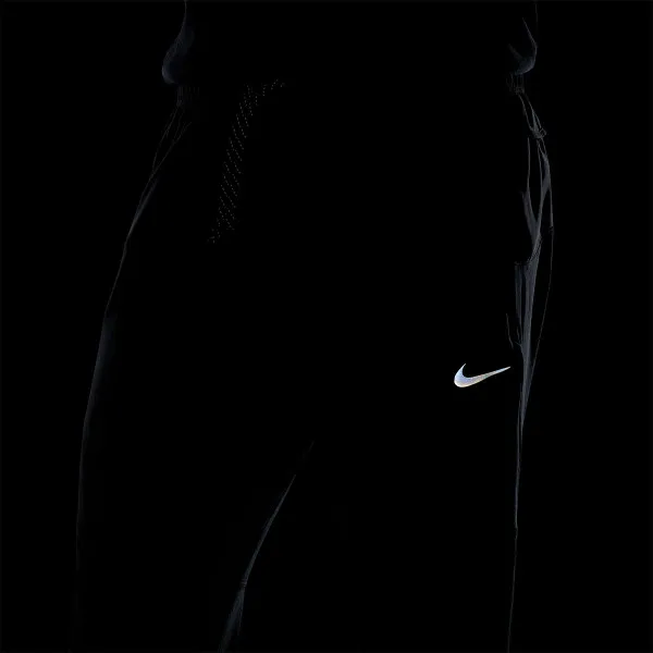 NIKE Dri-FIT Run Division Phenom 
