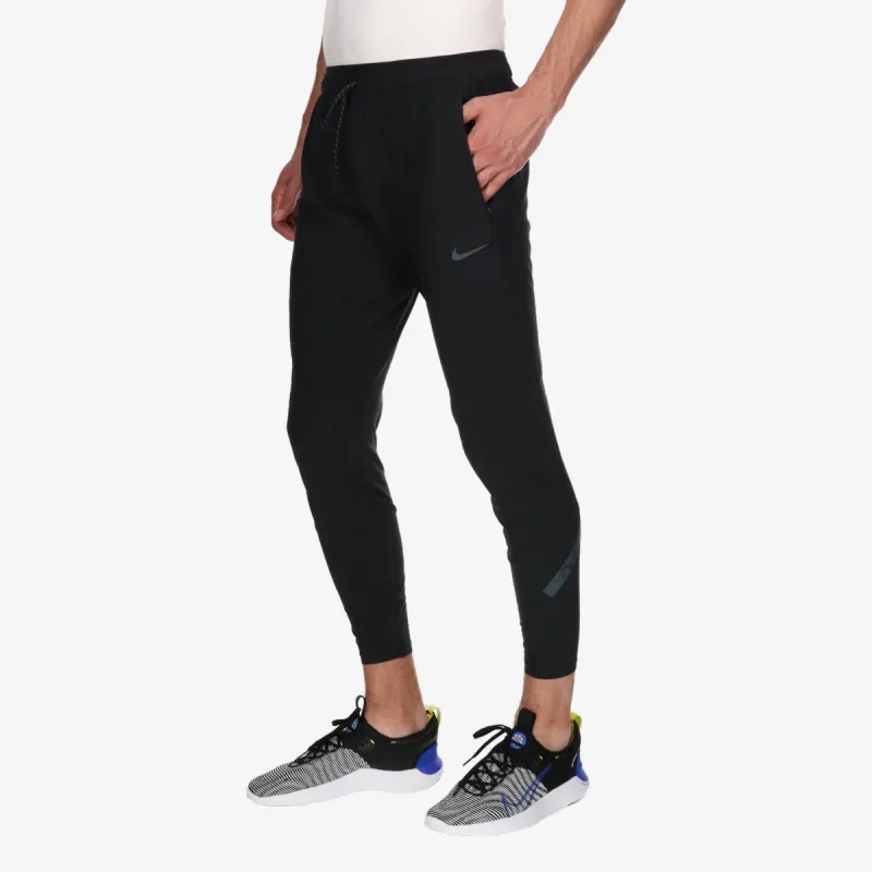 NIKE Dri-FIT Run Division Phenom 