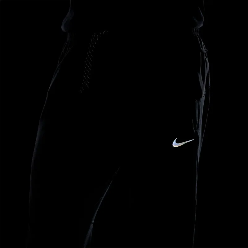 NIKE Dri-FIT Run Division Phenom 