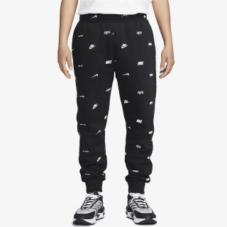 NIKE Club Fleece+ 