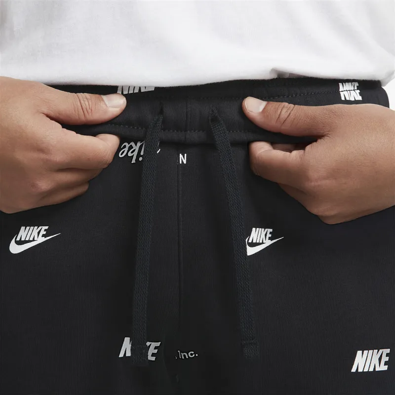 NIKE Club Fleece+ 