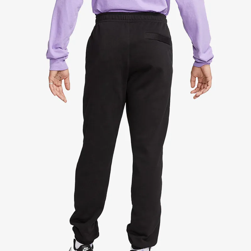 NIKE Club Fleece+ 