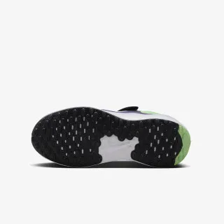 Nike Revolution 7 