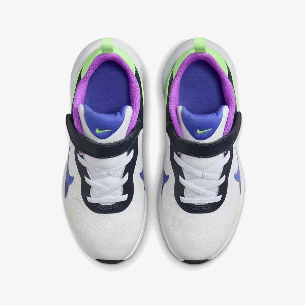 Nike Revolution 7 
