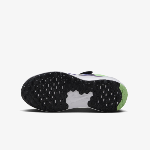 Nike Revolution 7 