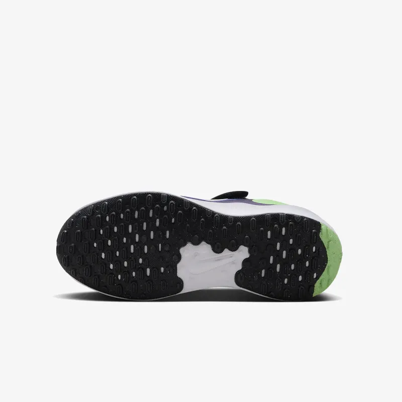 Nike Revolution 7 