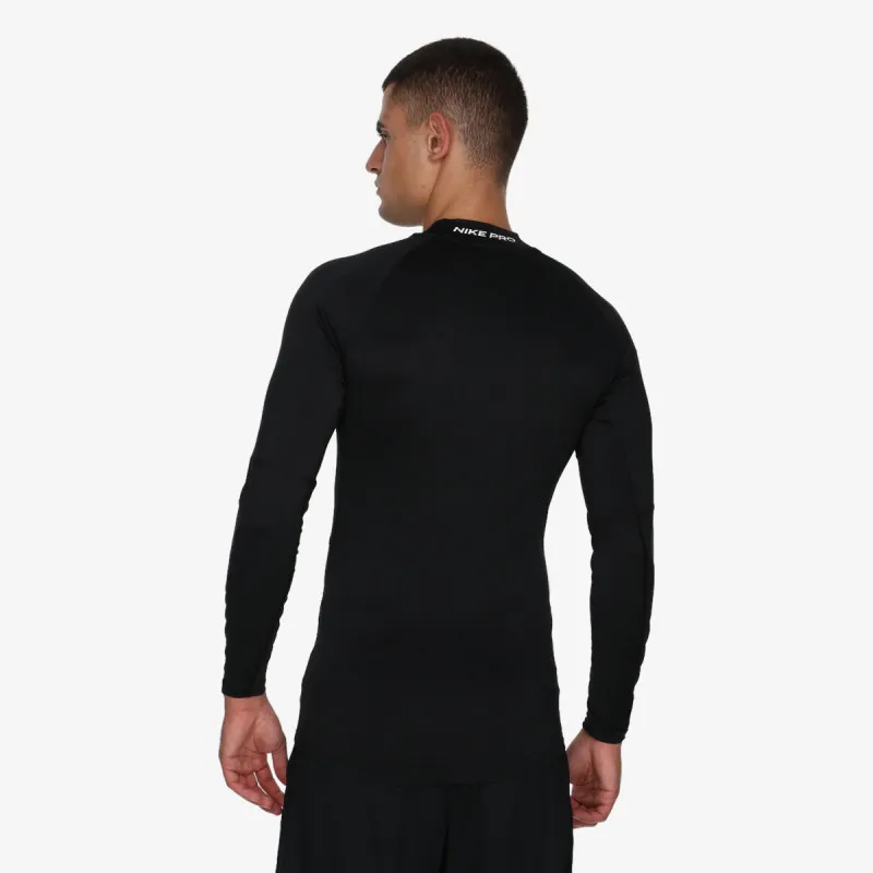 NIKE Pro 