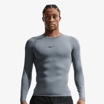 Nike Pro 