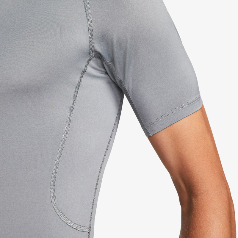 Nike Pro 