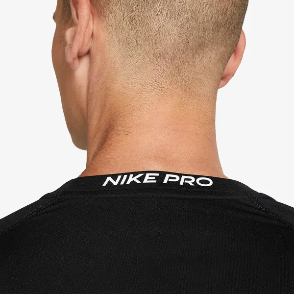 NIKE Pro Warm 