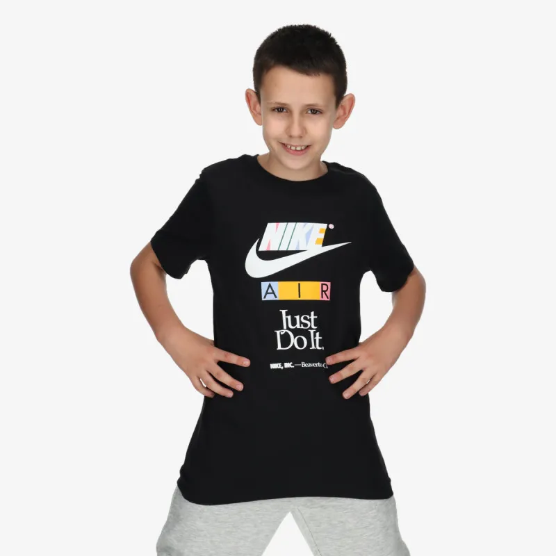 NIKE Sportswear 