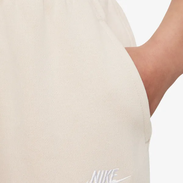 NIKE Club Fleece 