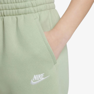 NIKE Club Fleece 