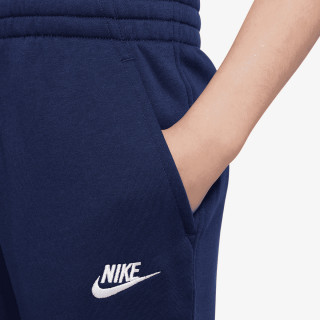 Nike Club Fleece 