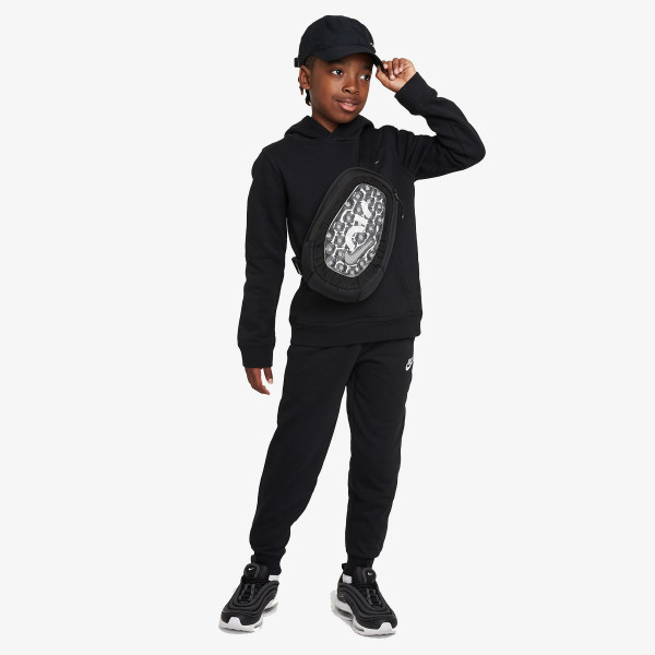 Nike Sportswear Club 