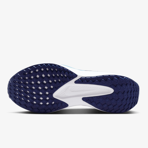 Nike Quest 6 