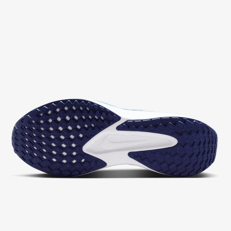 Nike Quest 6 