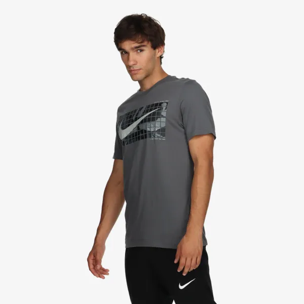 NIKE Dri-FIT 