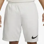 NIKE Repeat 