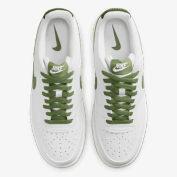 NIKE Court Vision 
