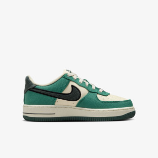 Nike Air Force 1 LV8 3 