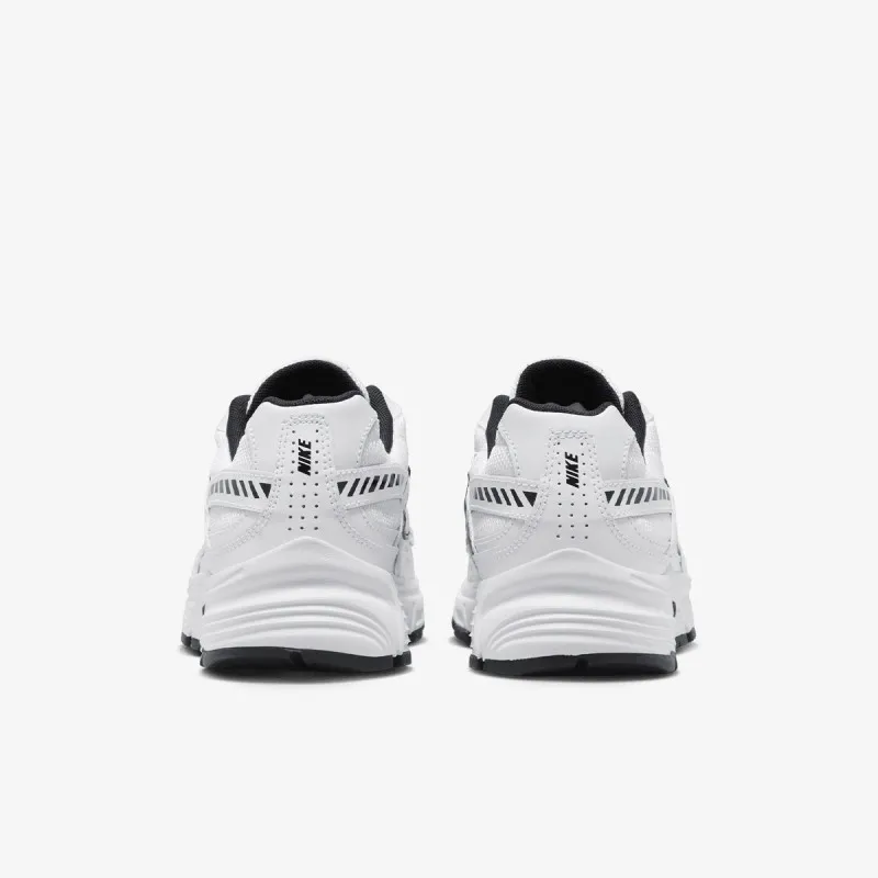Nike Initiator 