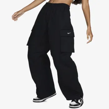 Nike Sportswear Dance 