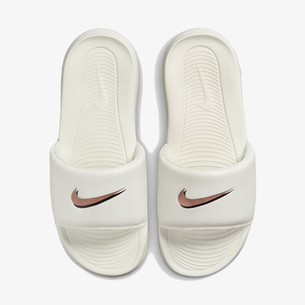 Nike Victori One 