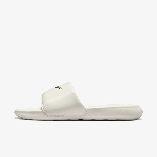 Nike Victori One 