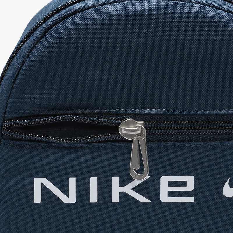 Nike Futura 