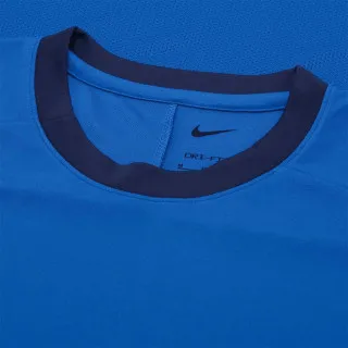 Nike Academy 25 